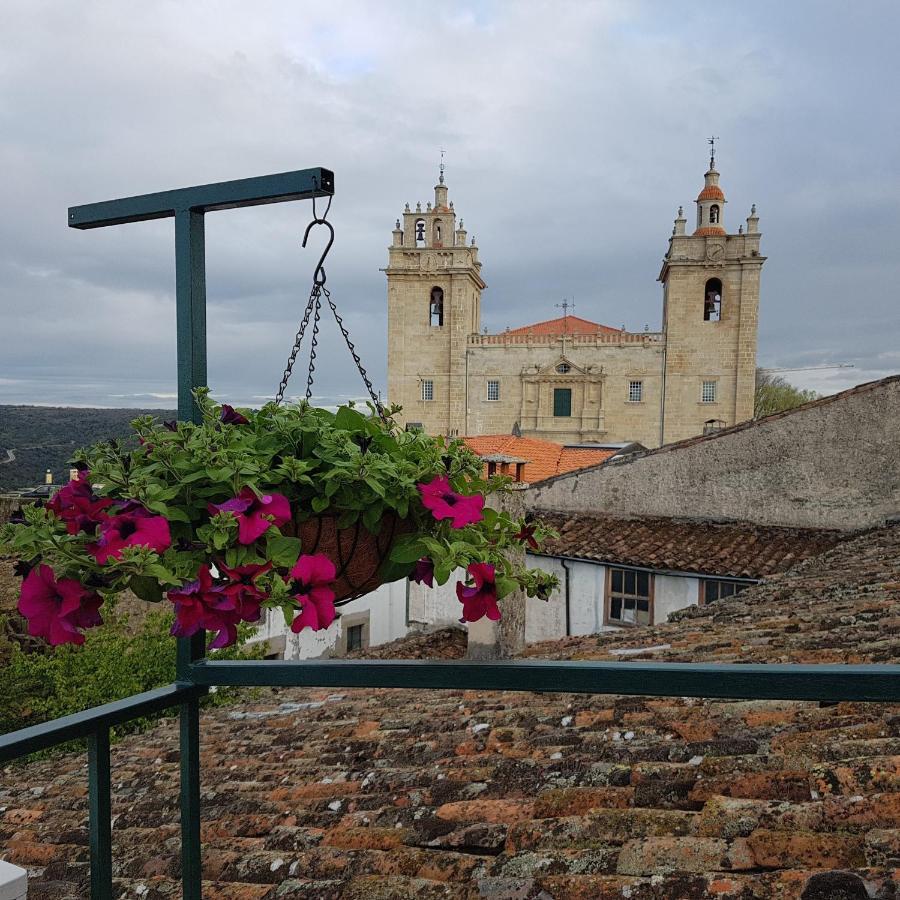 Casa Da Praca Hotel Miranda do Douro Bagian luar foto